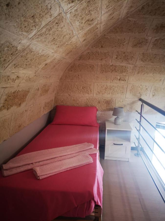 Metro Casa Vacanze Brindisi Exteriör bild