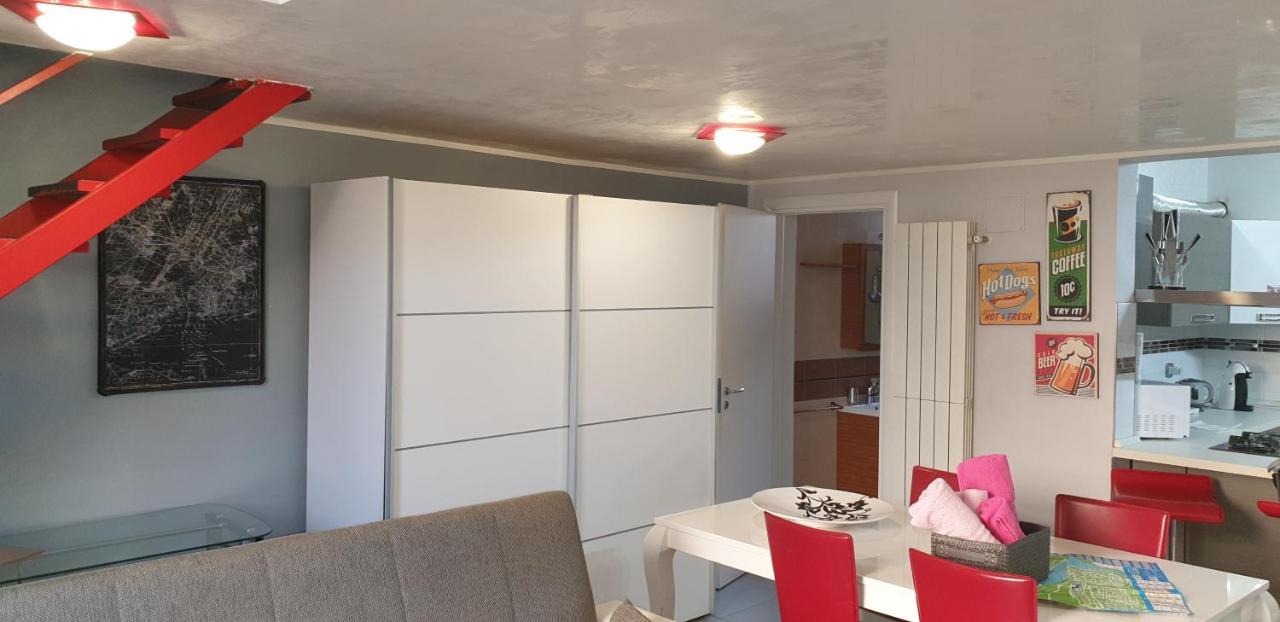 Metro Casa Vacanze Brindisi Exteriör bild